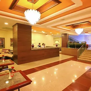 Hotel Austria, Tirana