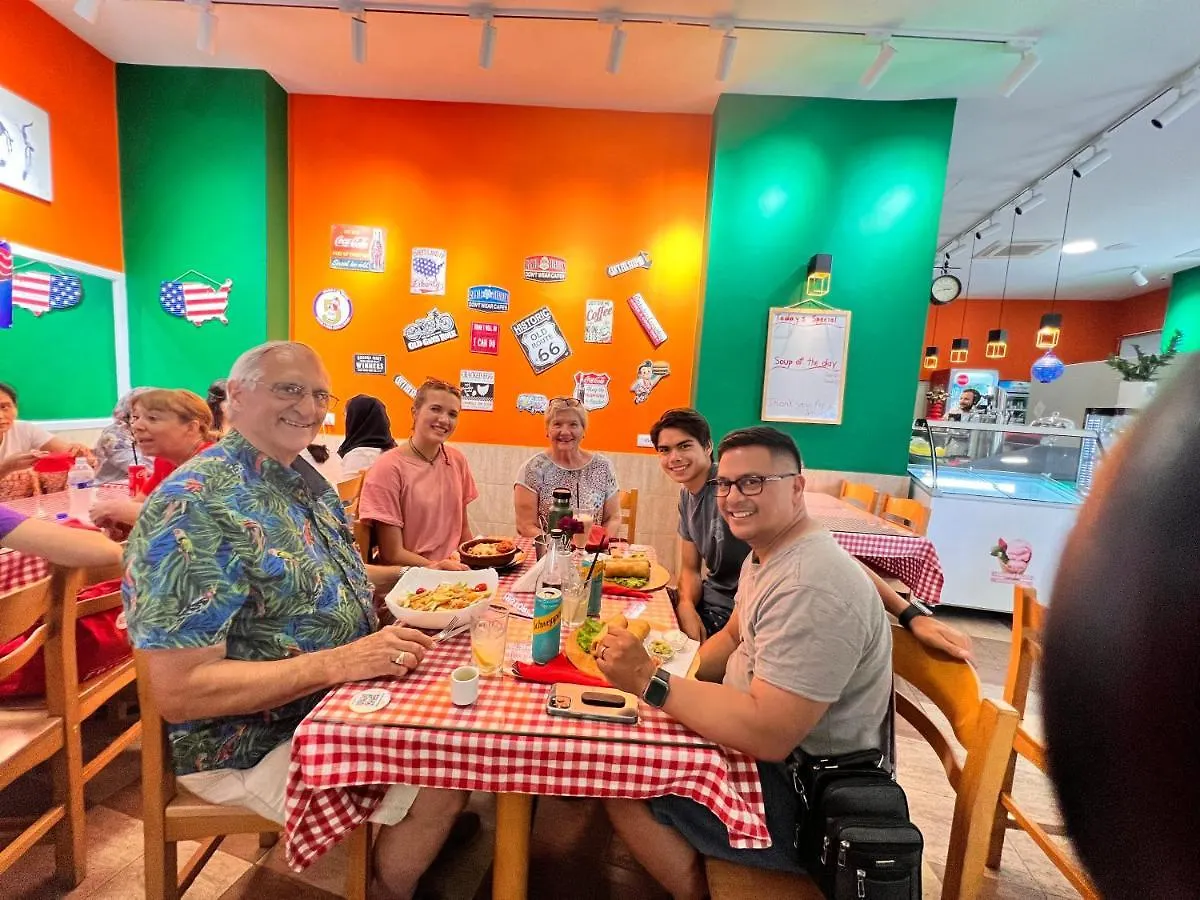 Stephen Center B&B Tirana